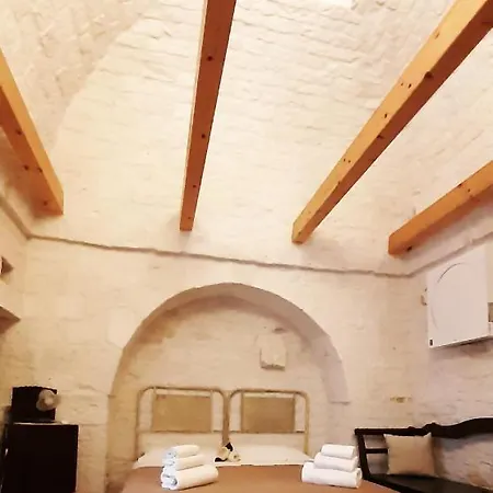 Lamia Pieranna בית נופש