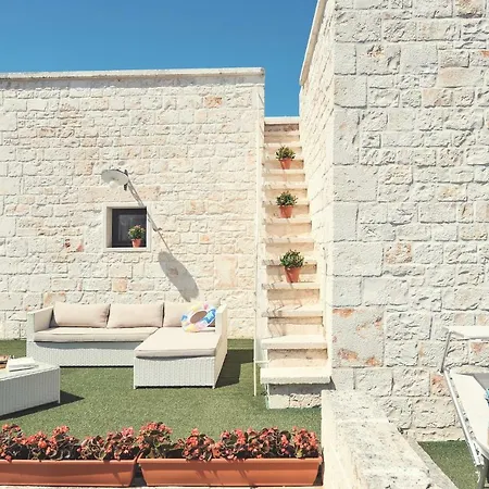 Lamia Pieranna בית נופש