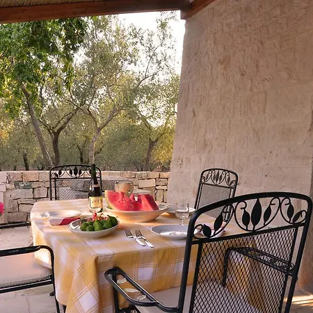 Lamia Pieranna Holiday home Cisternino